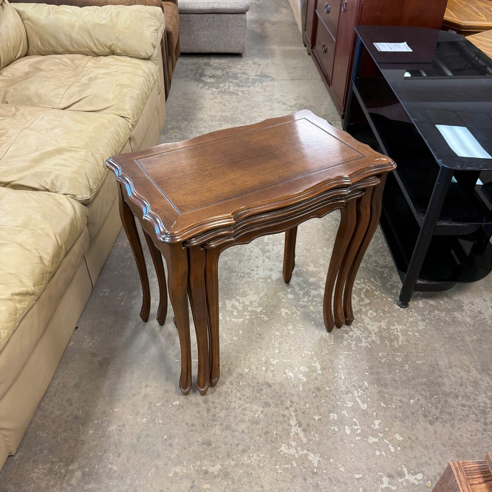 Wood Vintage Nesting Table