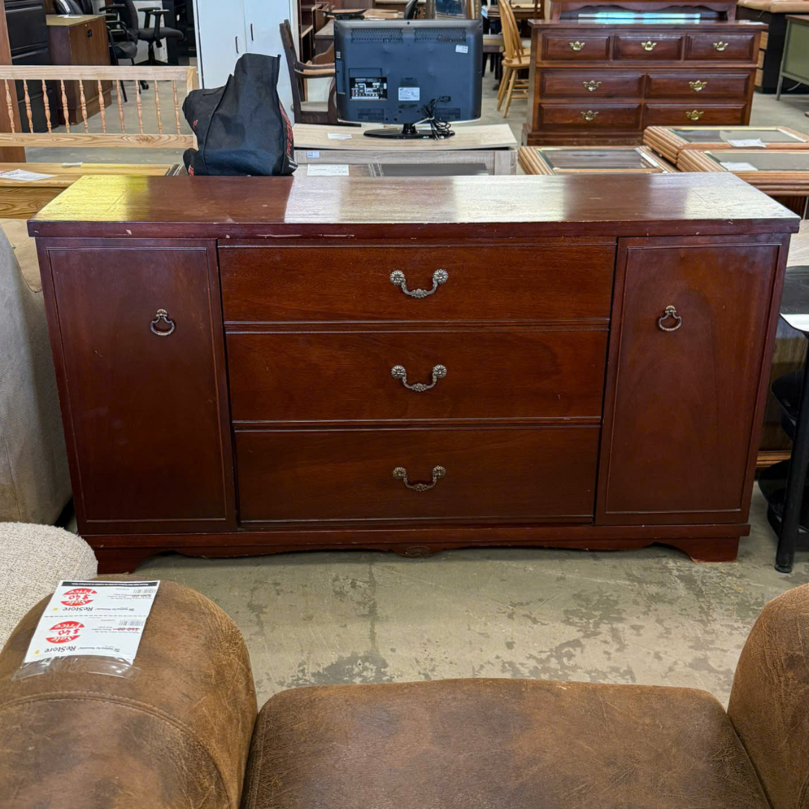3Drawer 2 Door Dresser