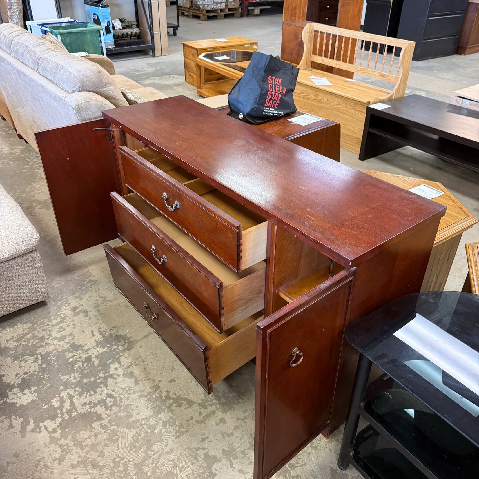 3Drawer 2 Door Dresser
