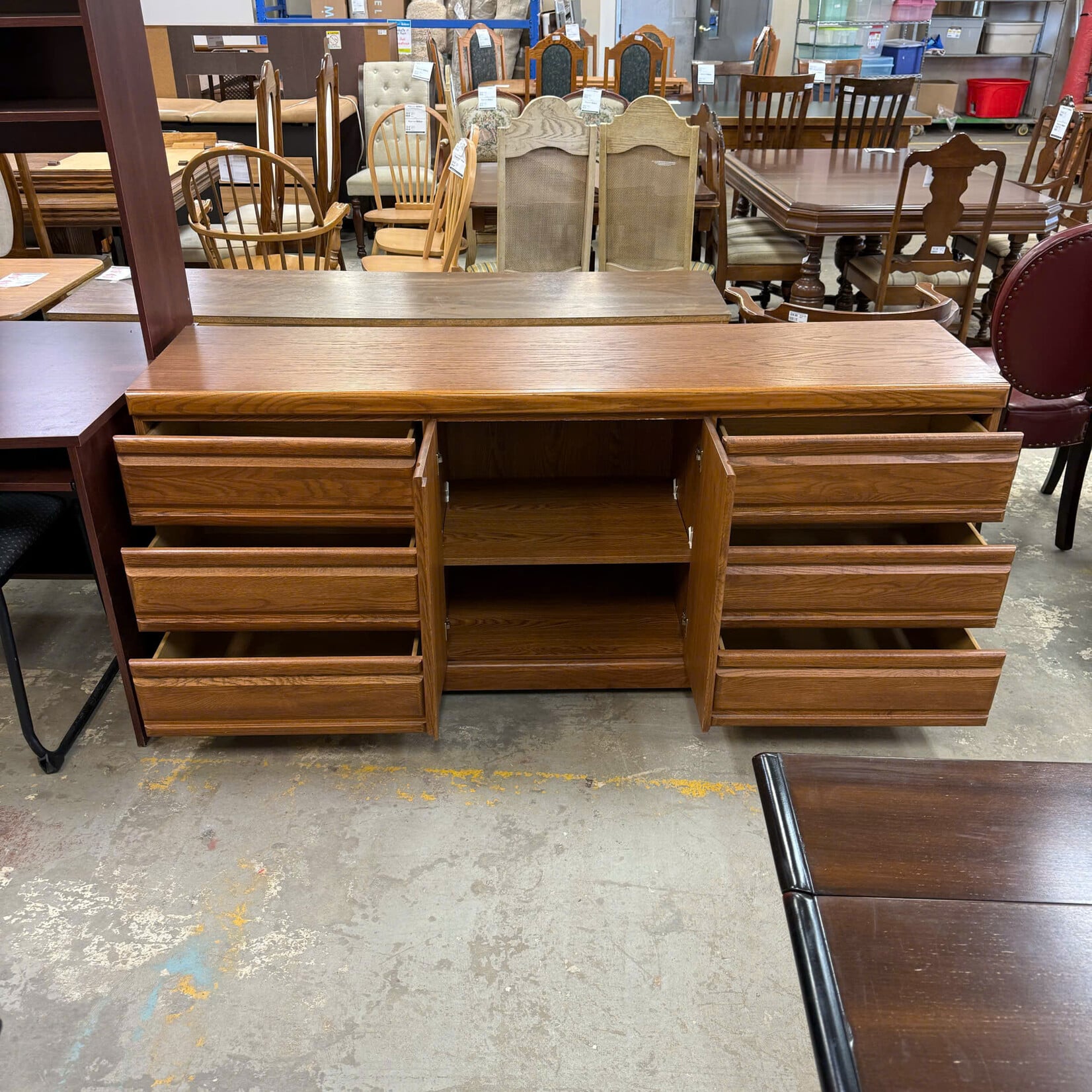 6 Drawers 2 Door Dresser
