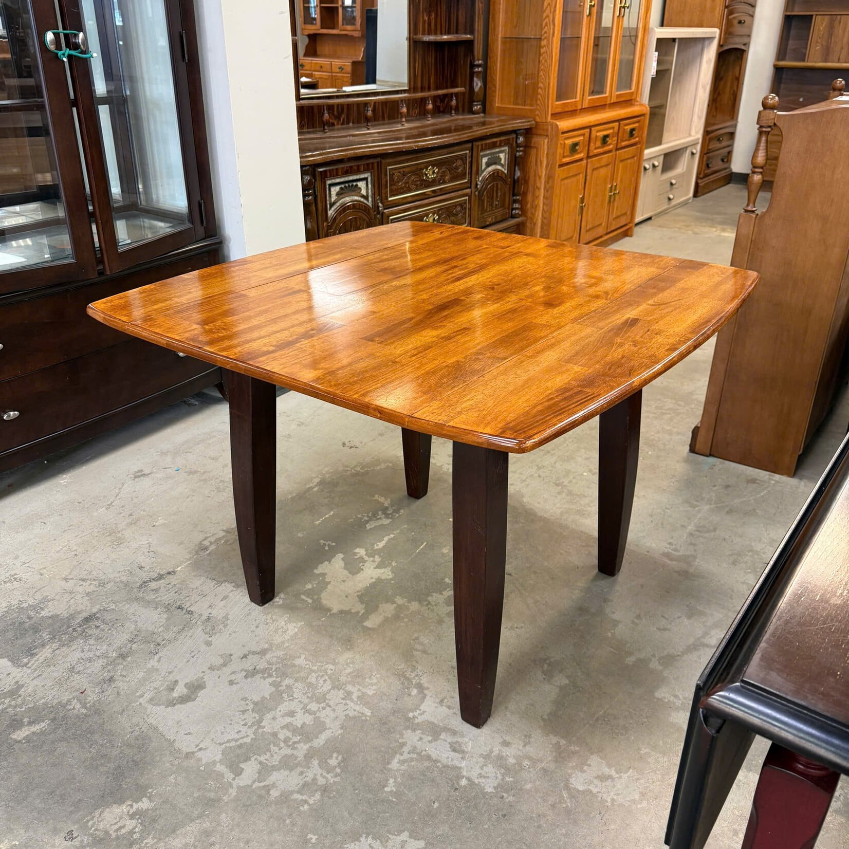 42" Drop-Leaf Table