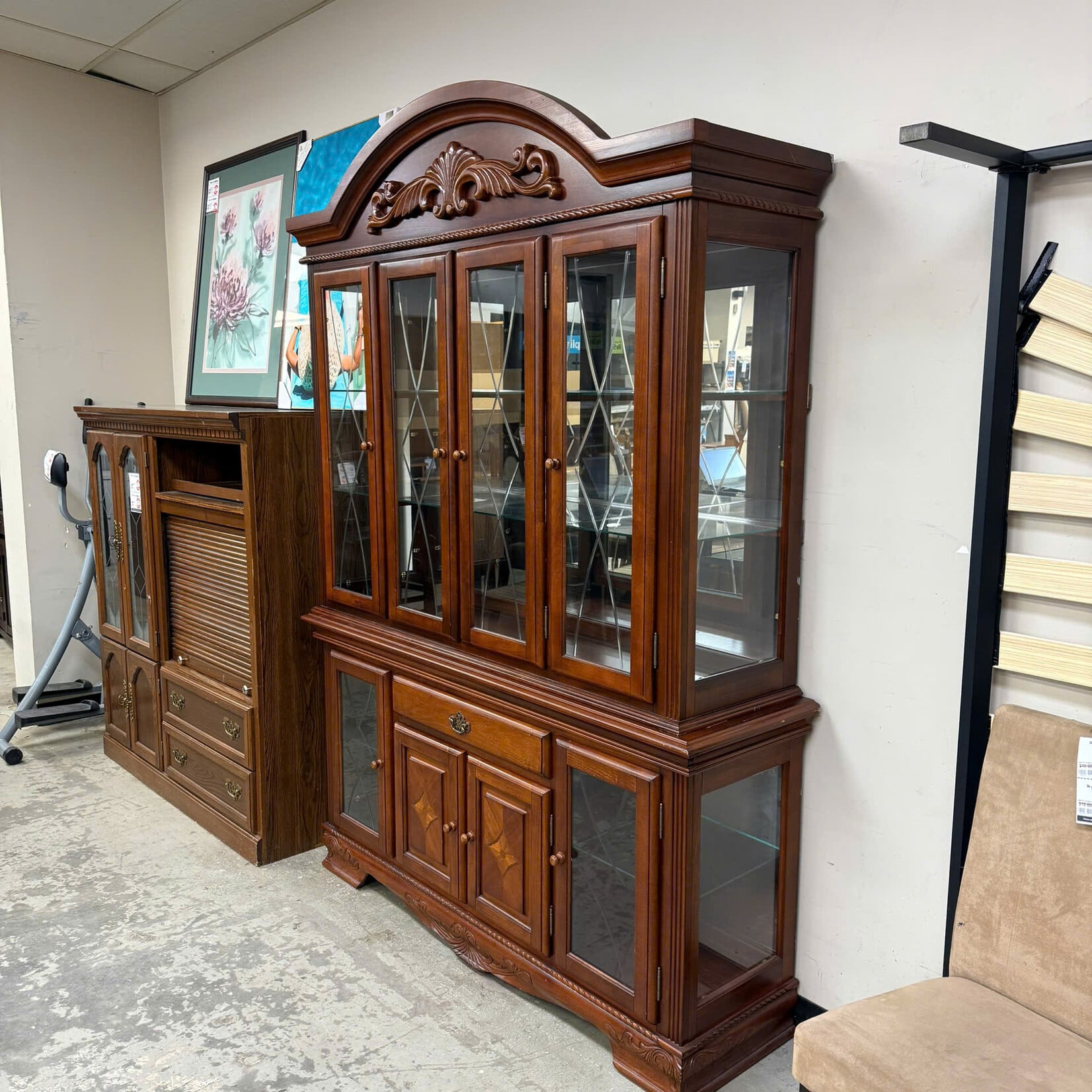 Nice Glass 2 Piece China Cabinet