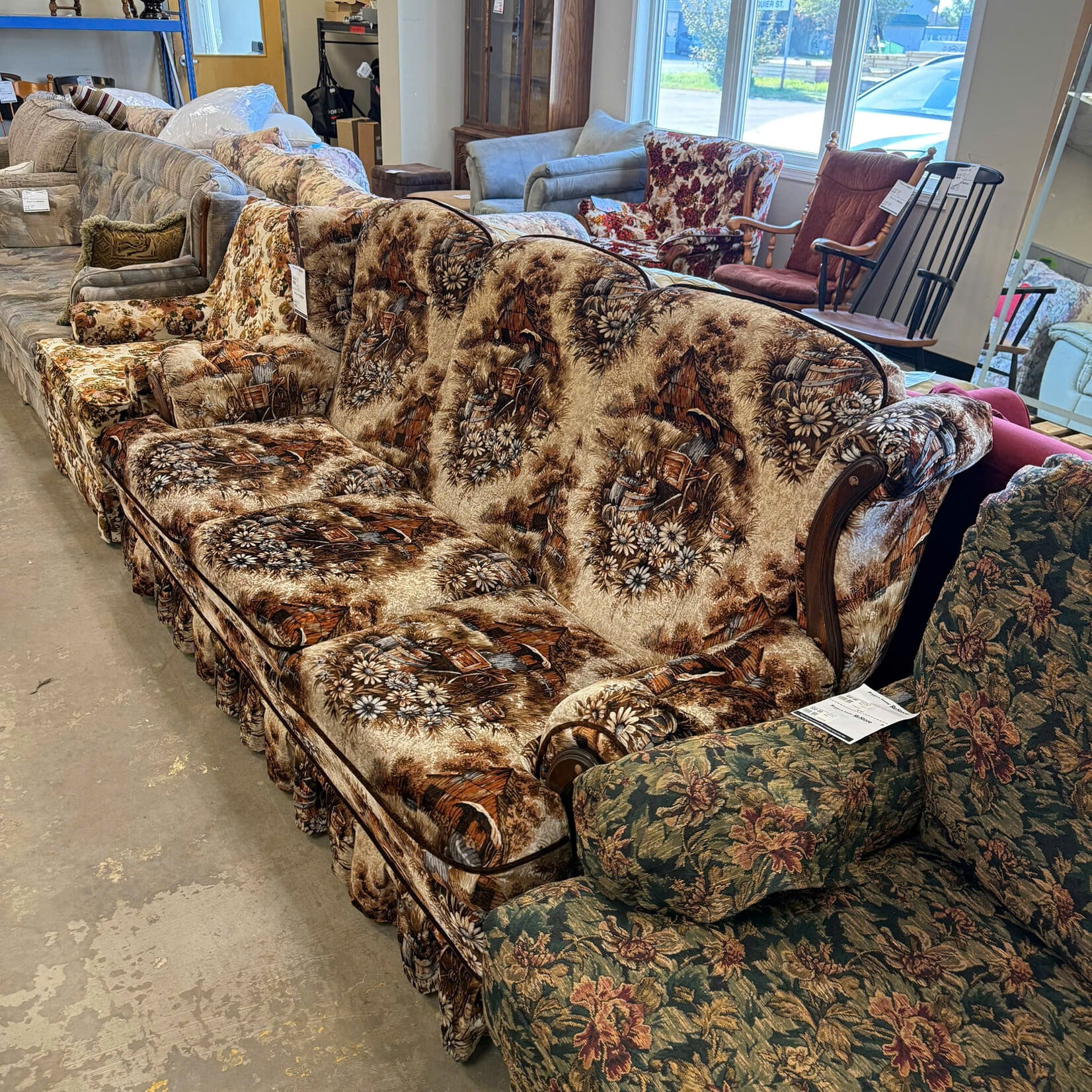 Farm Scene Couch