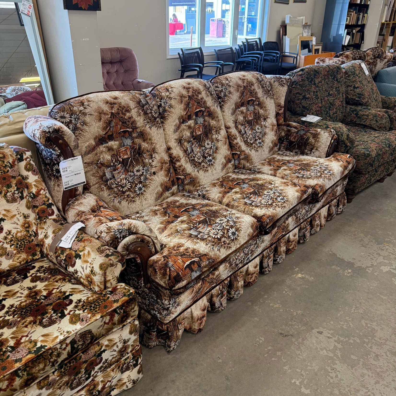 Farm Scene Couch