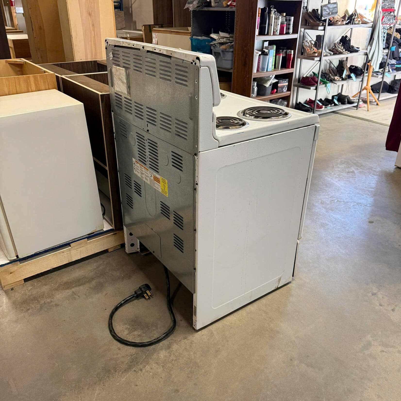 White Frigidaire Stove Tested