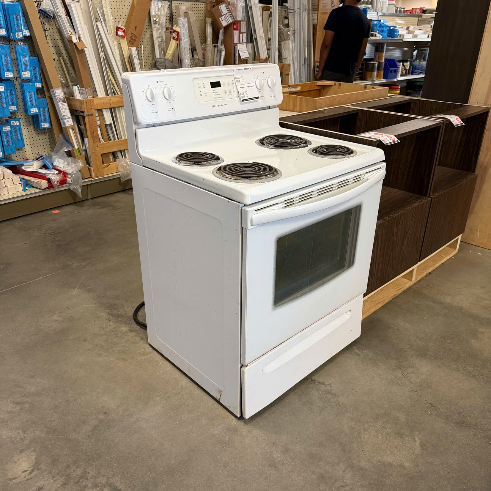 White Frigidaire Stove Tested