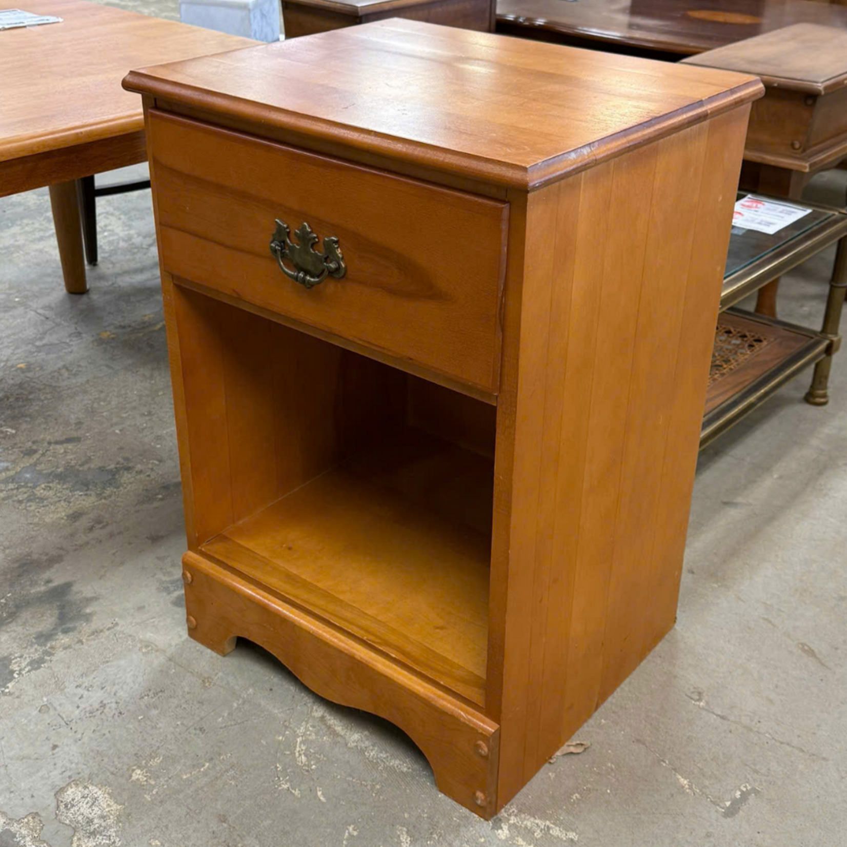 Wooden 1-Drawer End Table