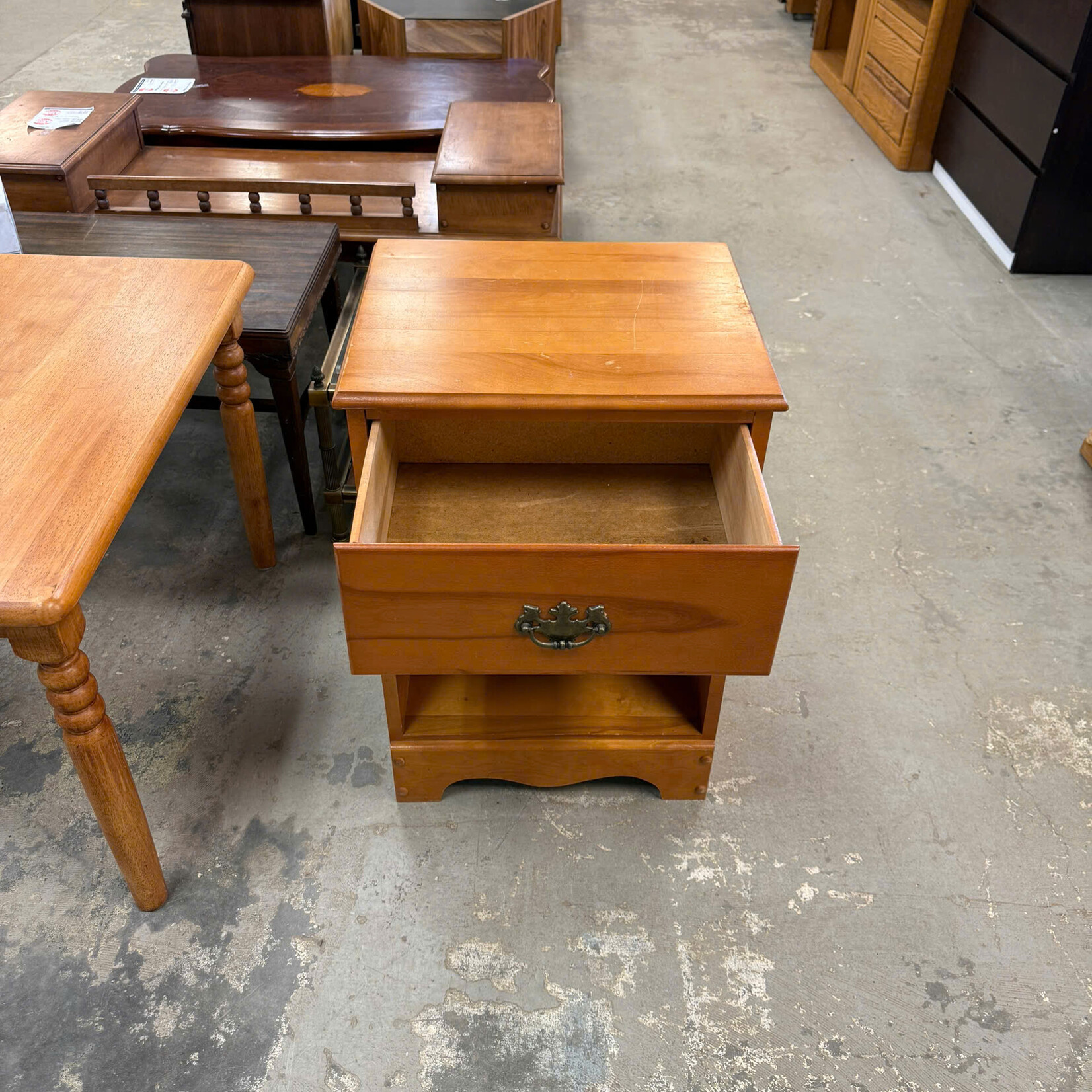 Wooden 1-Drawer End Table