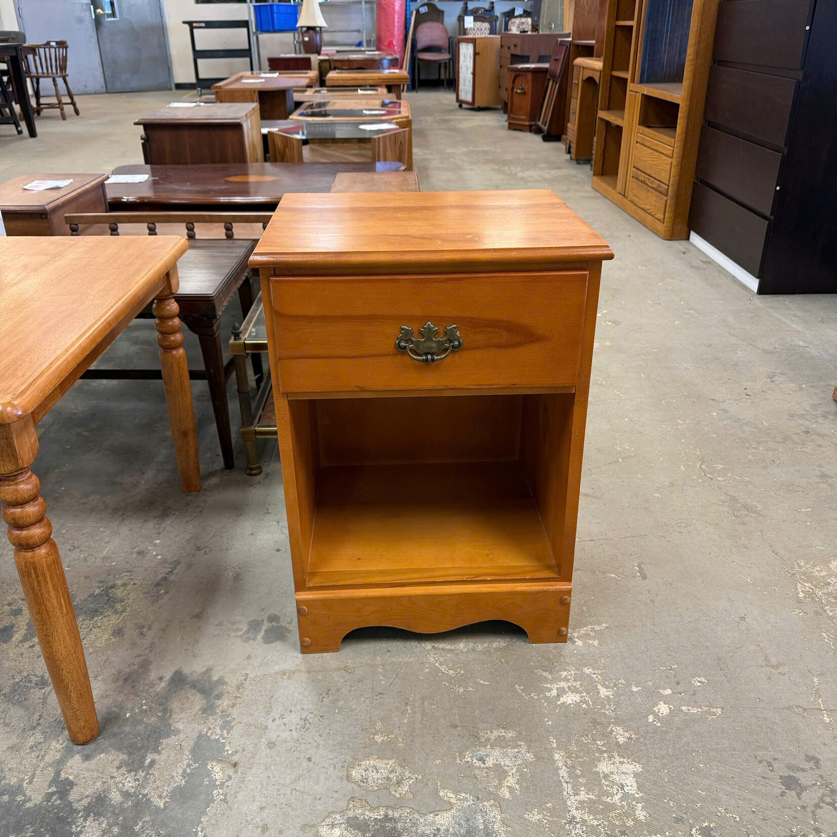 Wooden 1-Drawer End Table