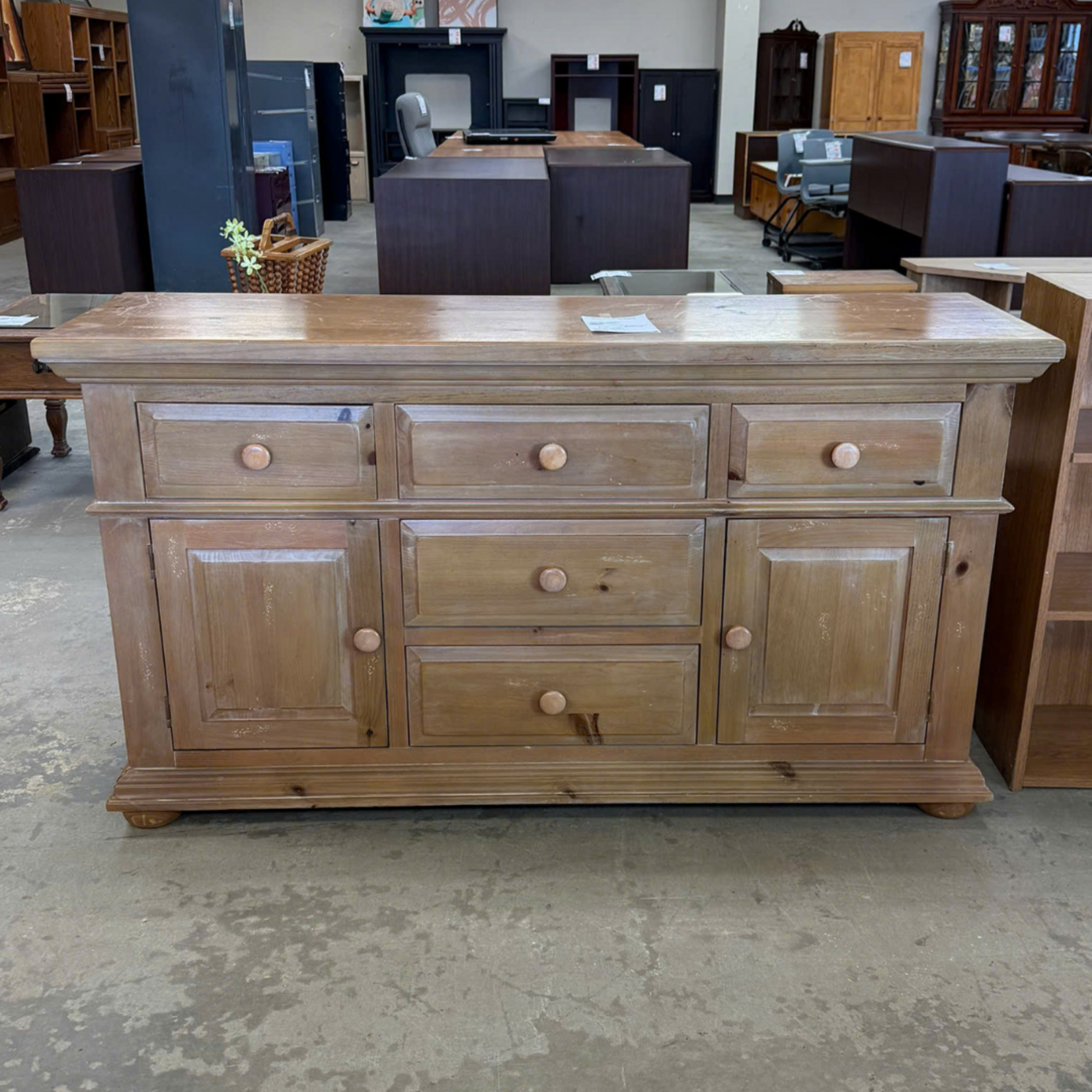 4 Drawer 2 door Dresser