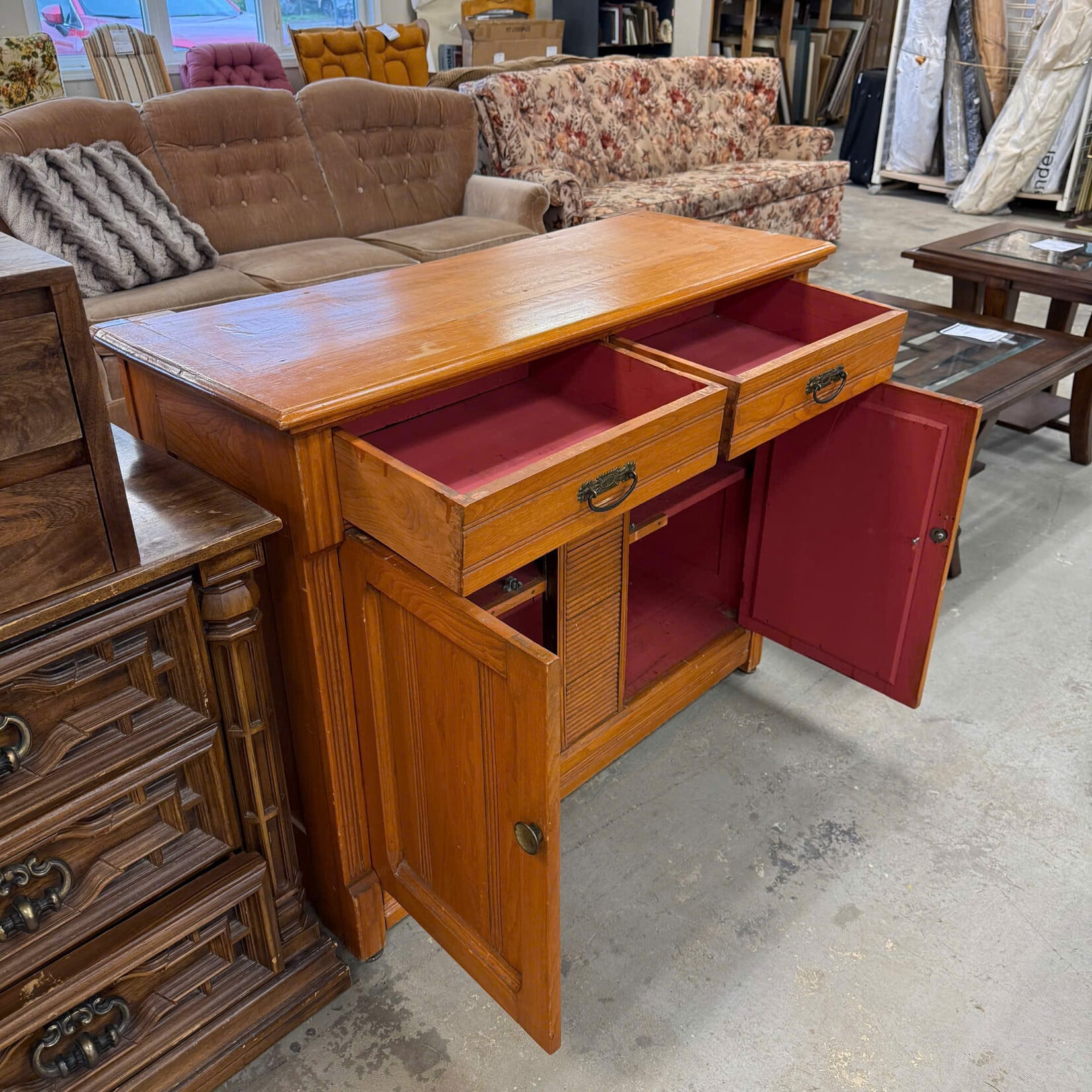 2 Drawers 2 Doors Hutch