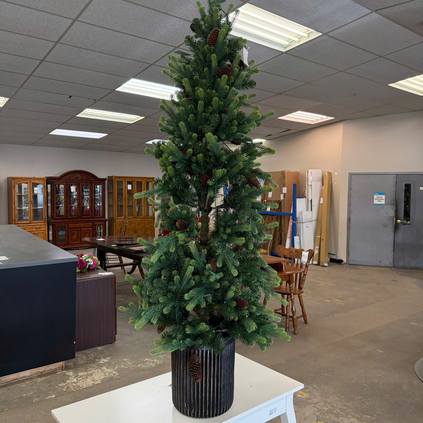 Pre-Lit Tree