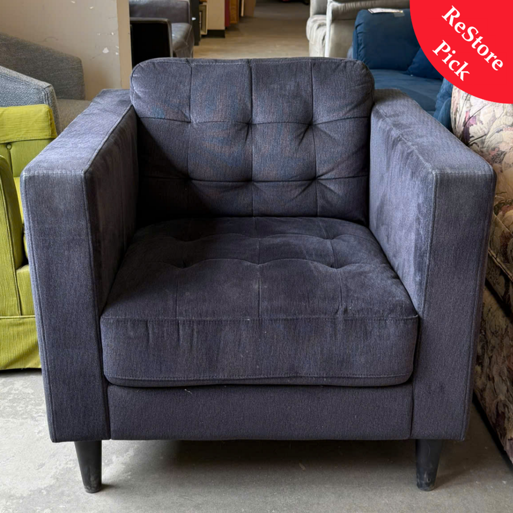 Black Wide Track Arm Chair
