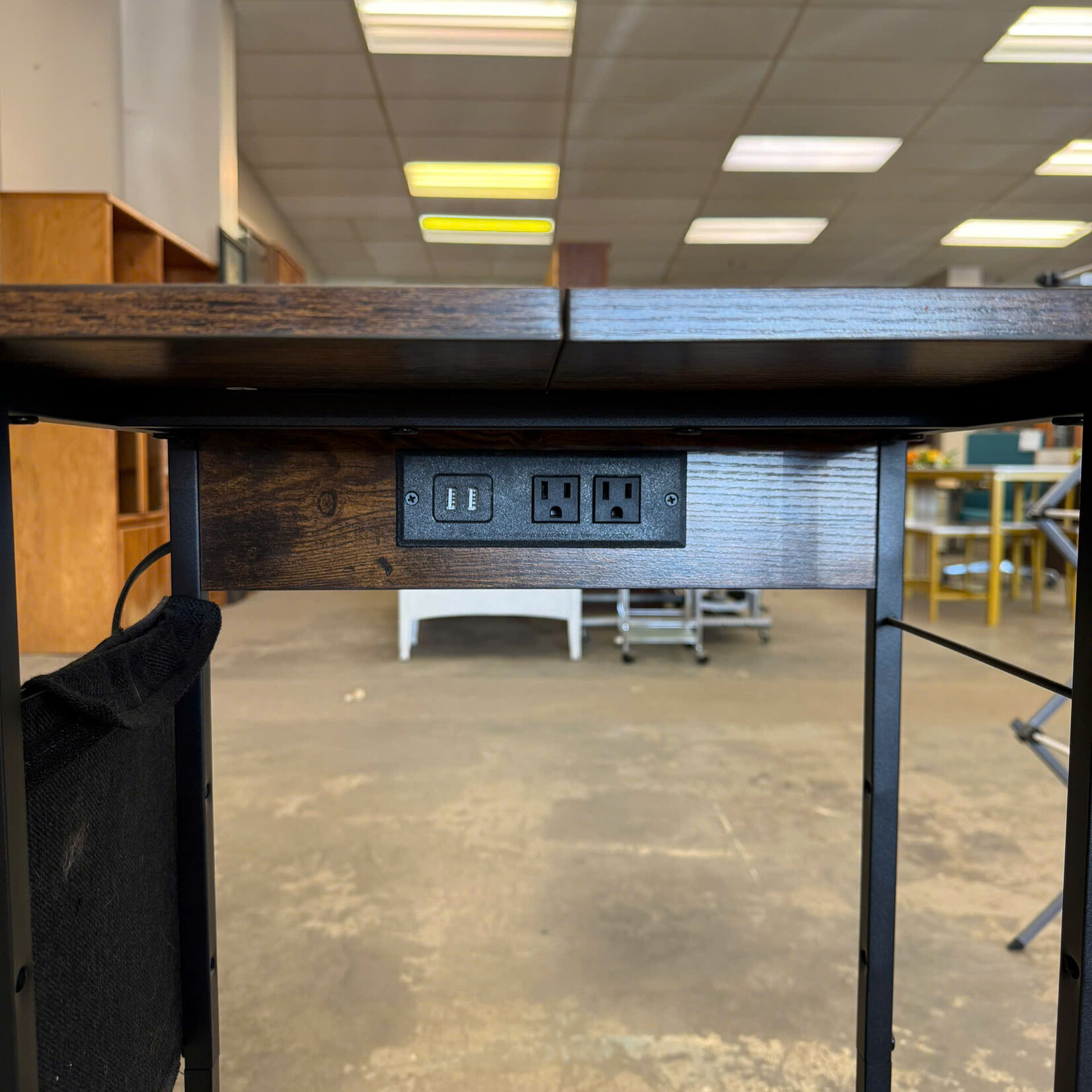 Laptop Desk on Wheels