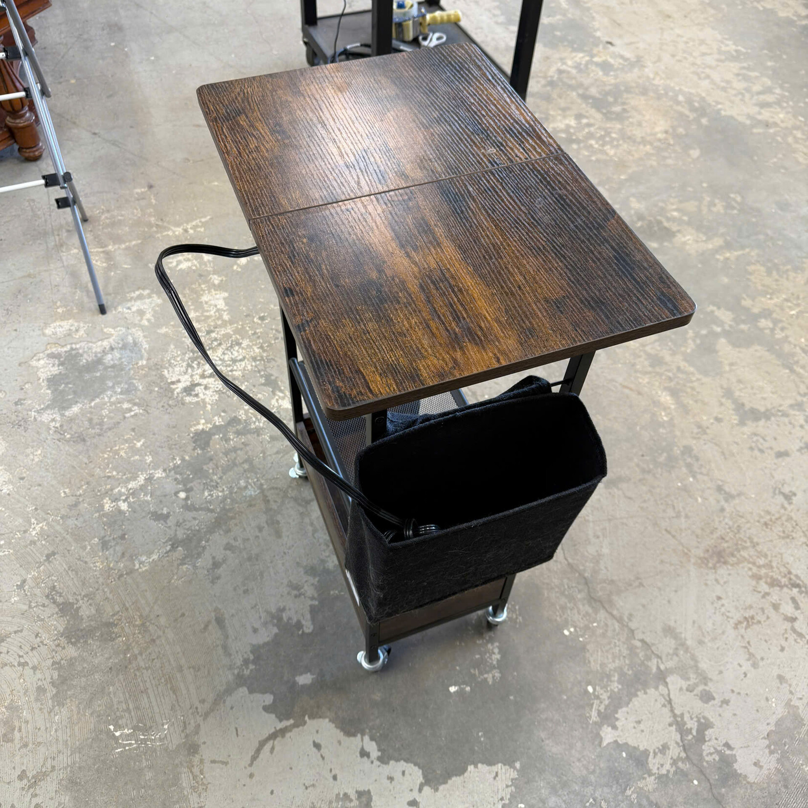 Laptop Desk on Wheels