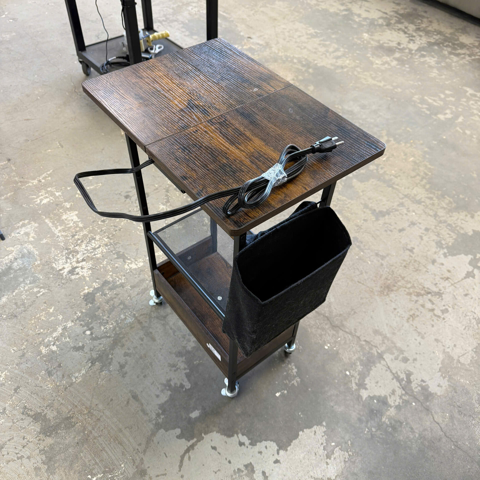 Laptop Desk on Wheels