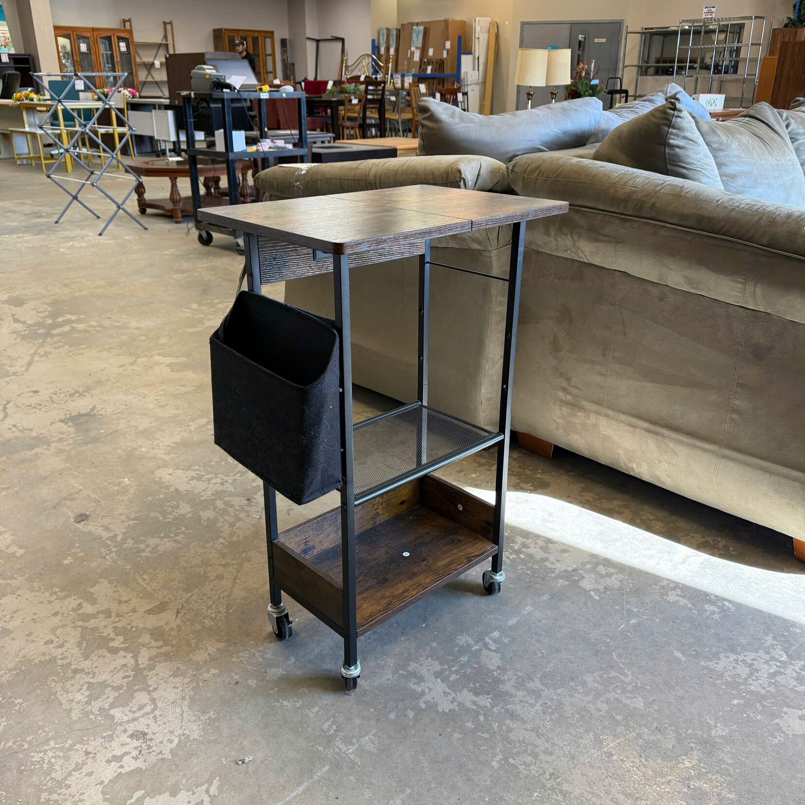 Laptop Desk on Wheels