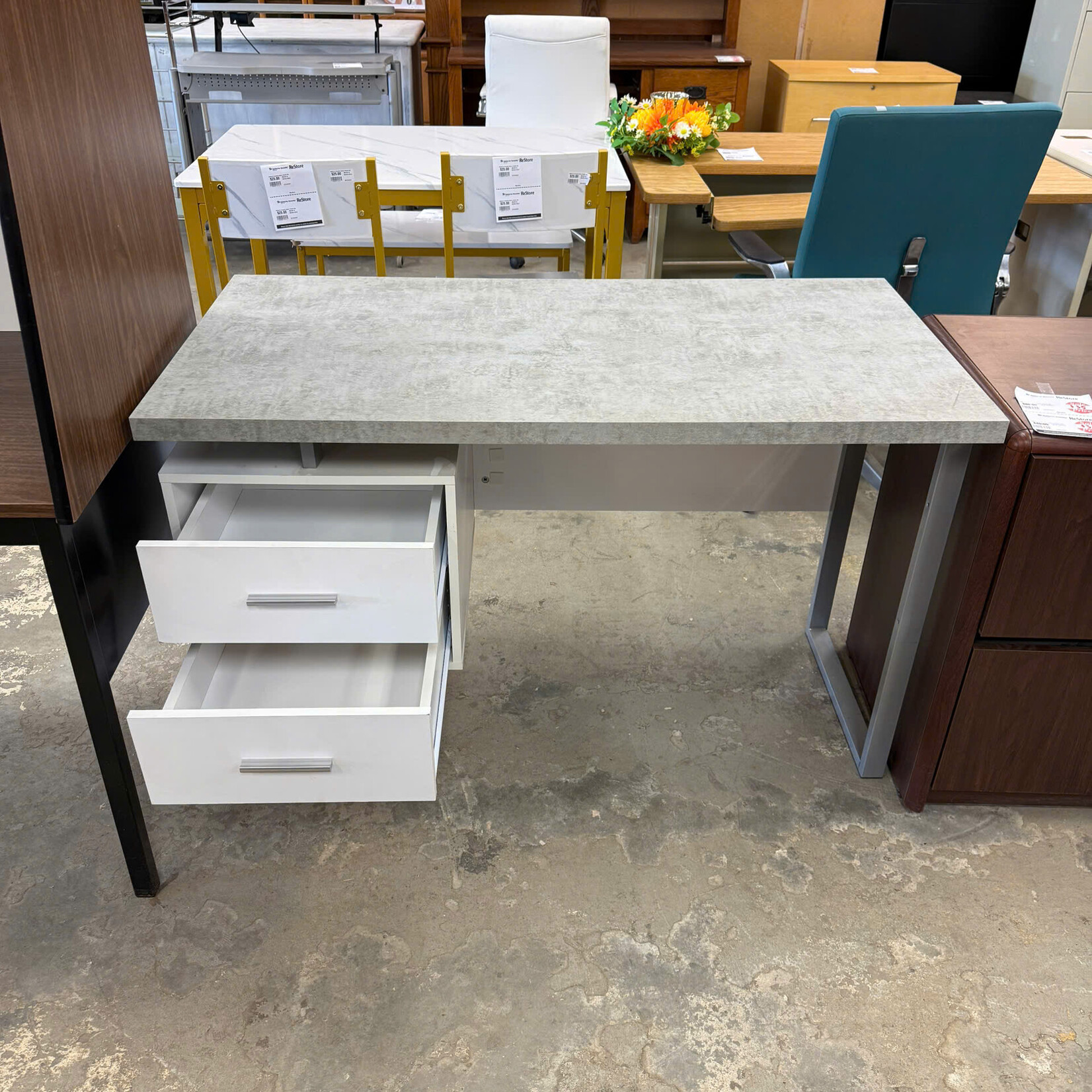 Office Desk