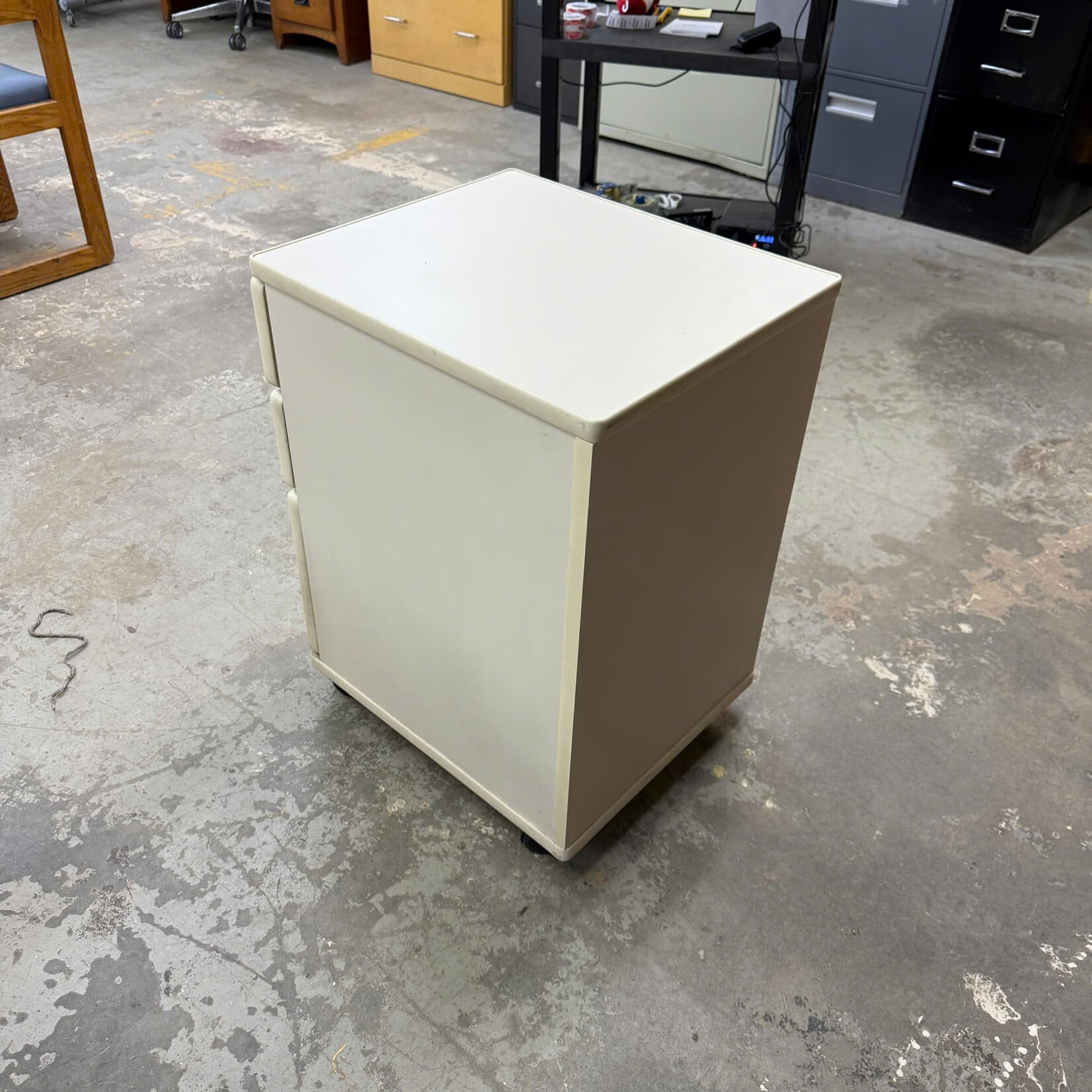 3 Drawers Filing Cabinet on Wheels