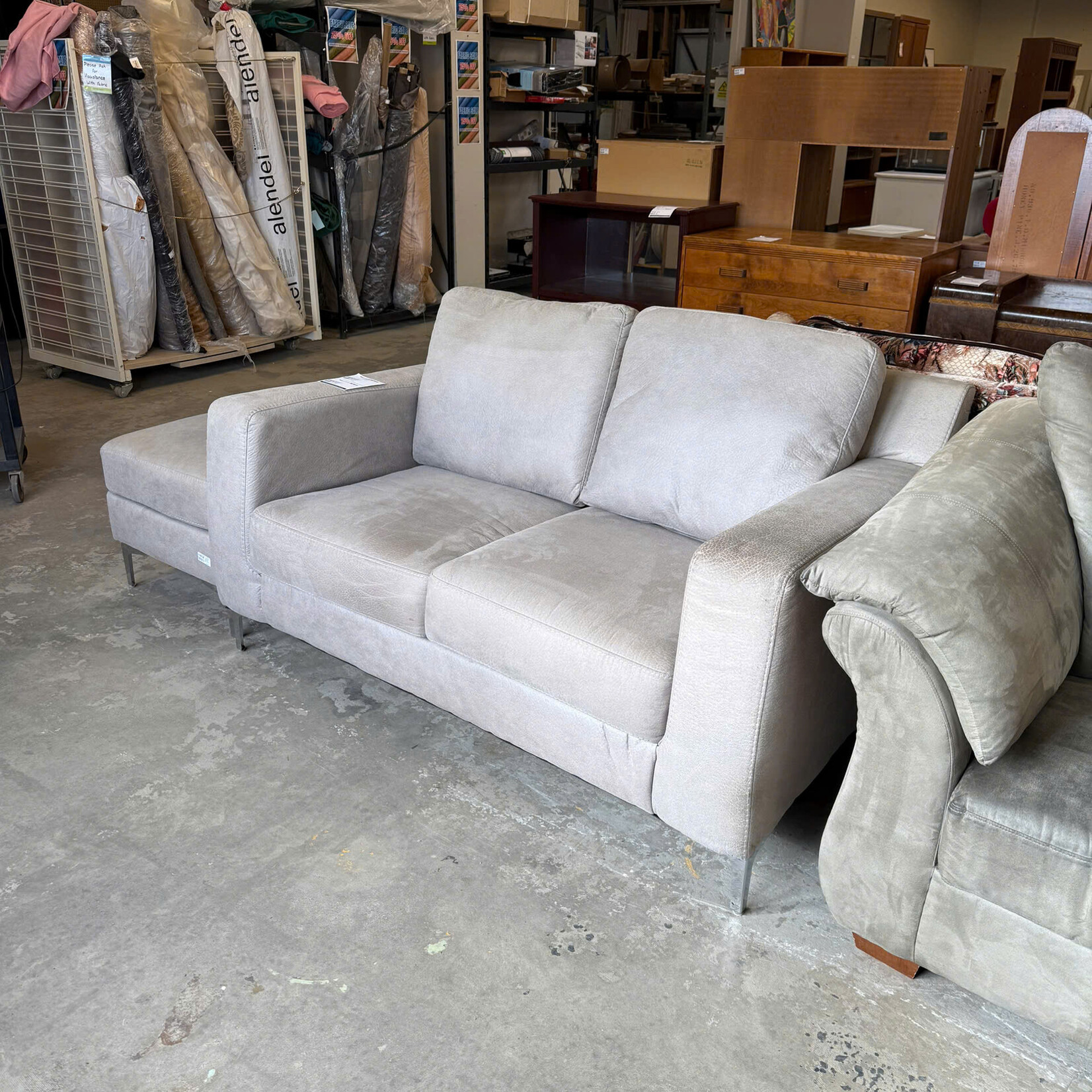 Loveseat & Ottoman
