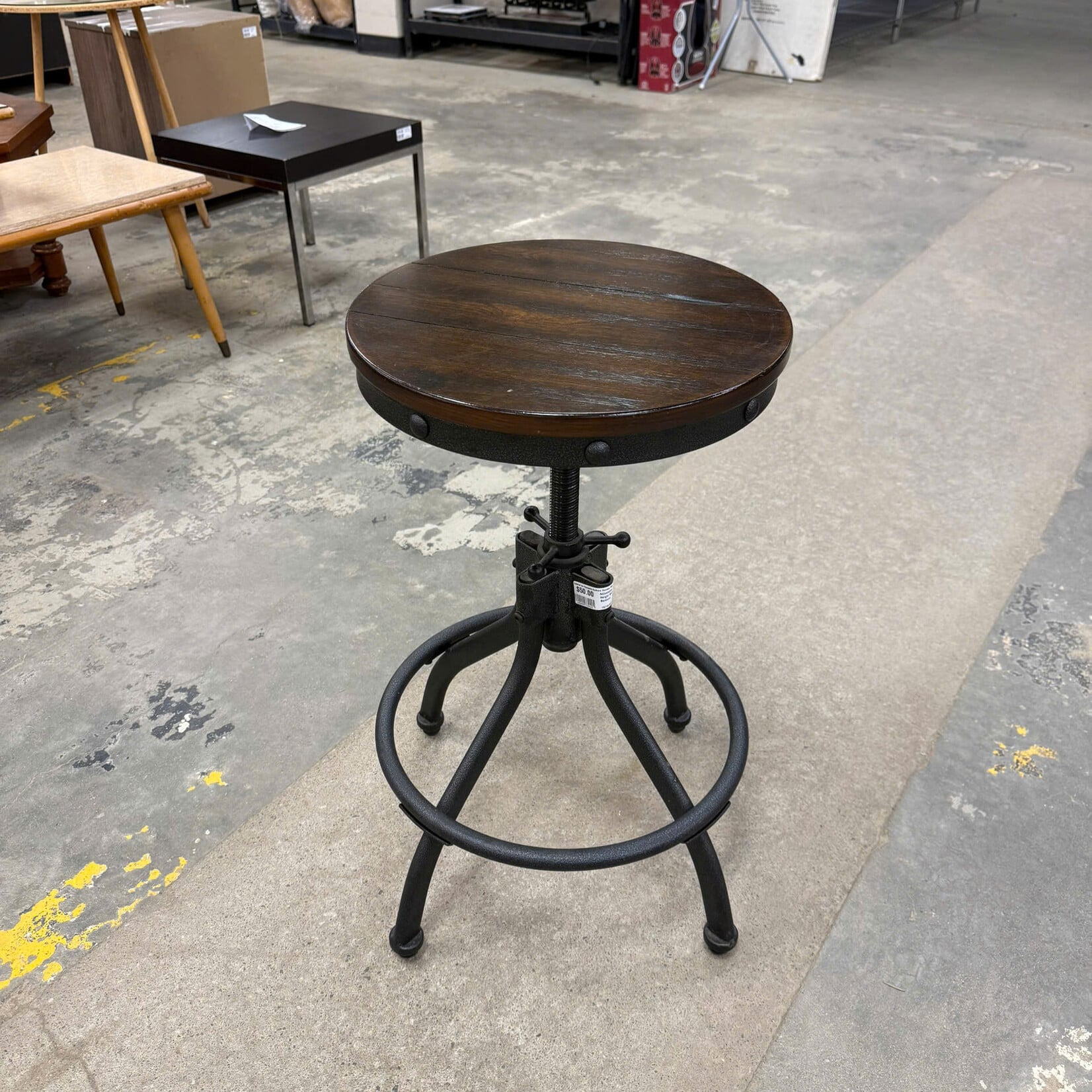 Adjustable Height Swivel Barstool