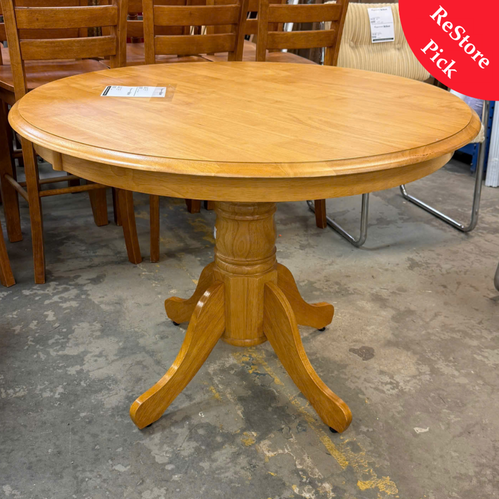 Round Oak Table