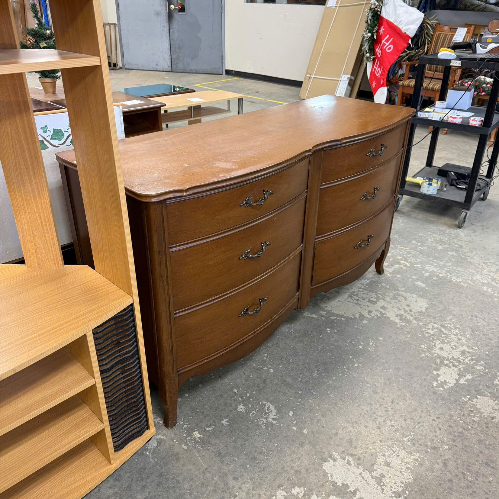 Curved Dresser With Mirror