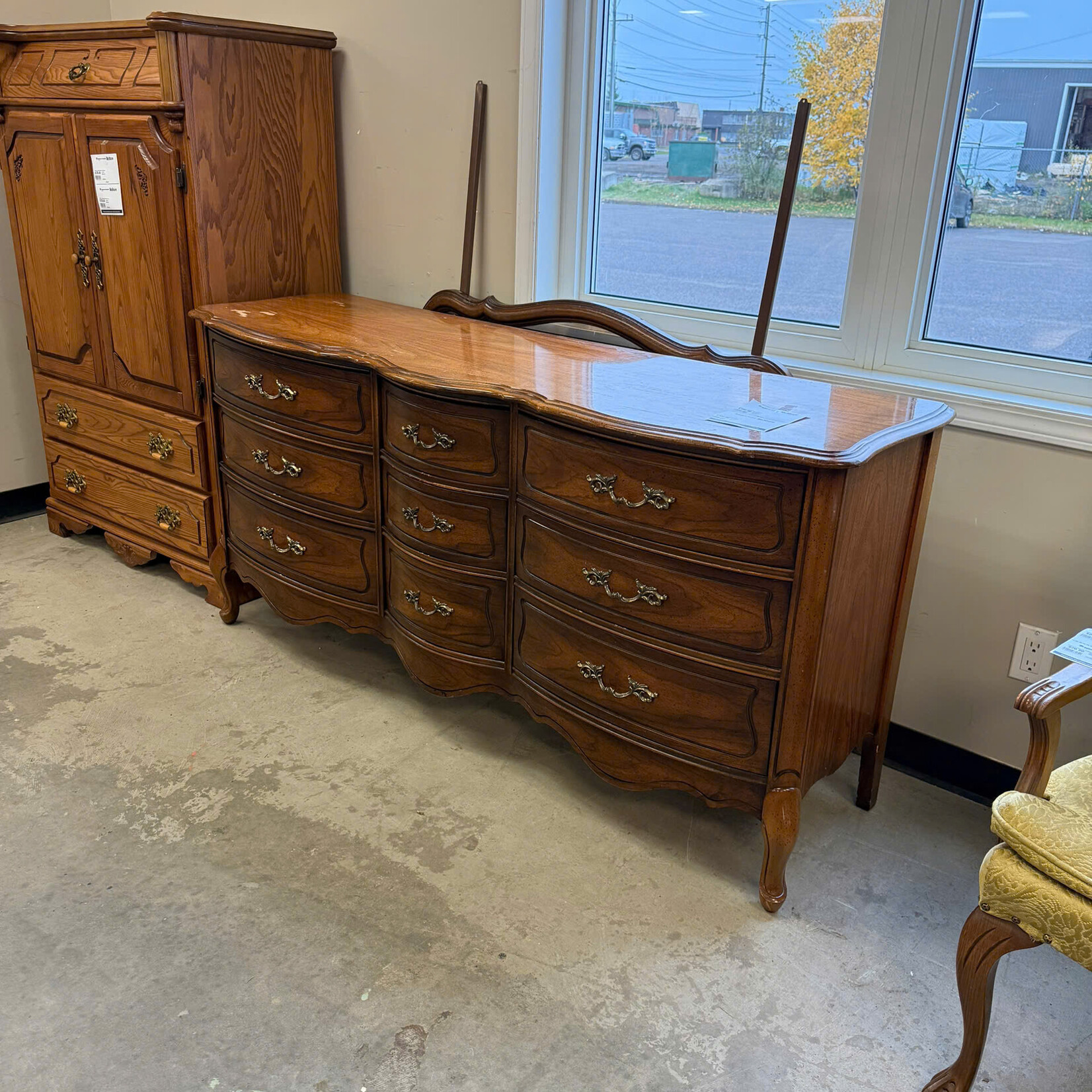 9 Drawer Brown Dresser/W Mirror