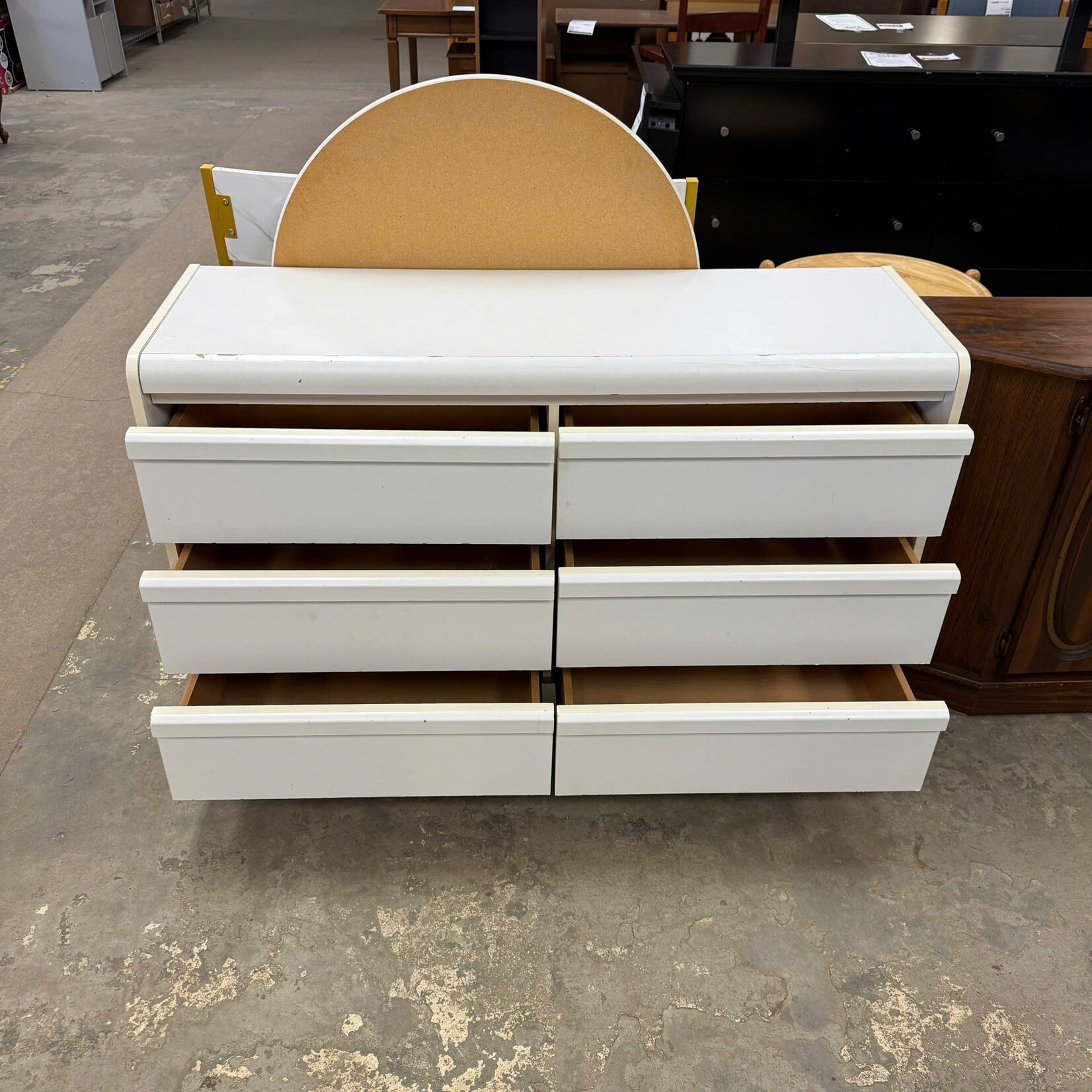 White 6-Dresser