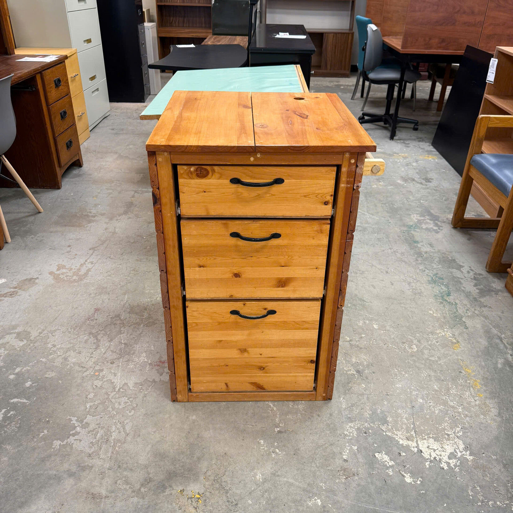 Kitchen Cabinet