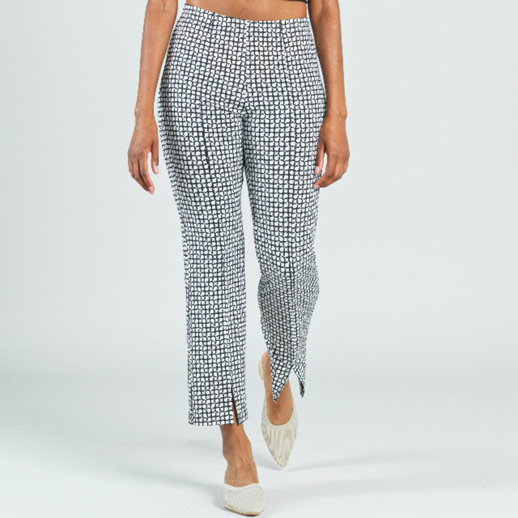 Clara Sun Woo Black & White Chain Print Ankle Pants