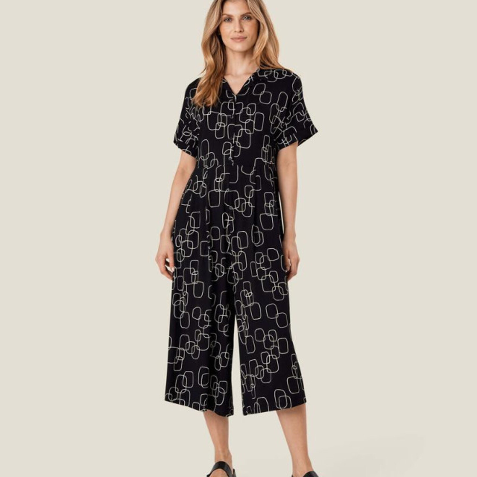 Masai Copenhagen Black Square Print Short Sleeve Capri Jumpsuit