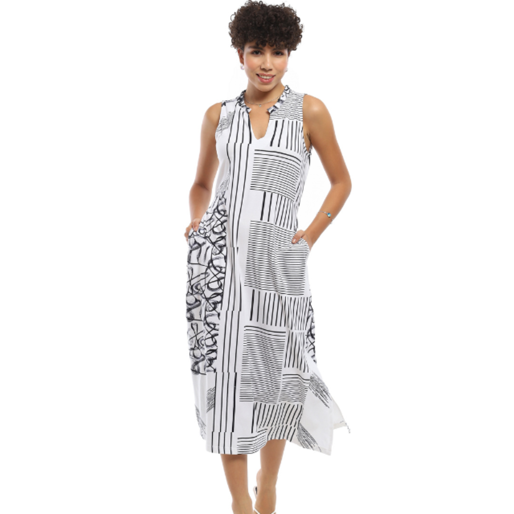 Parsley and Sage White & Black Sleeveless Belle Dress