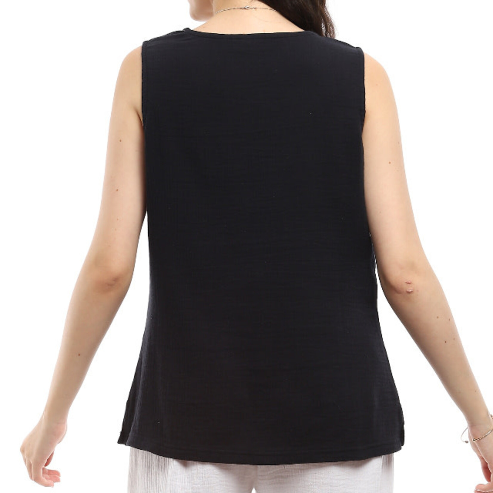Parsley and Sage Black Textured Shawn Tank Top