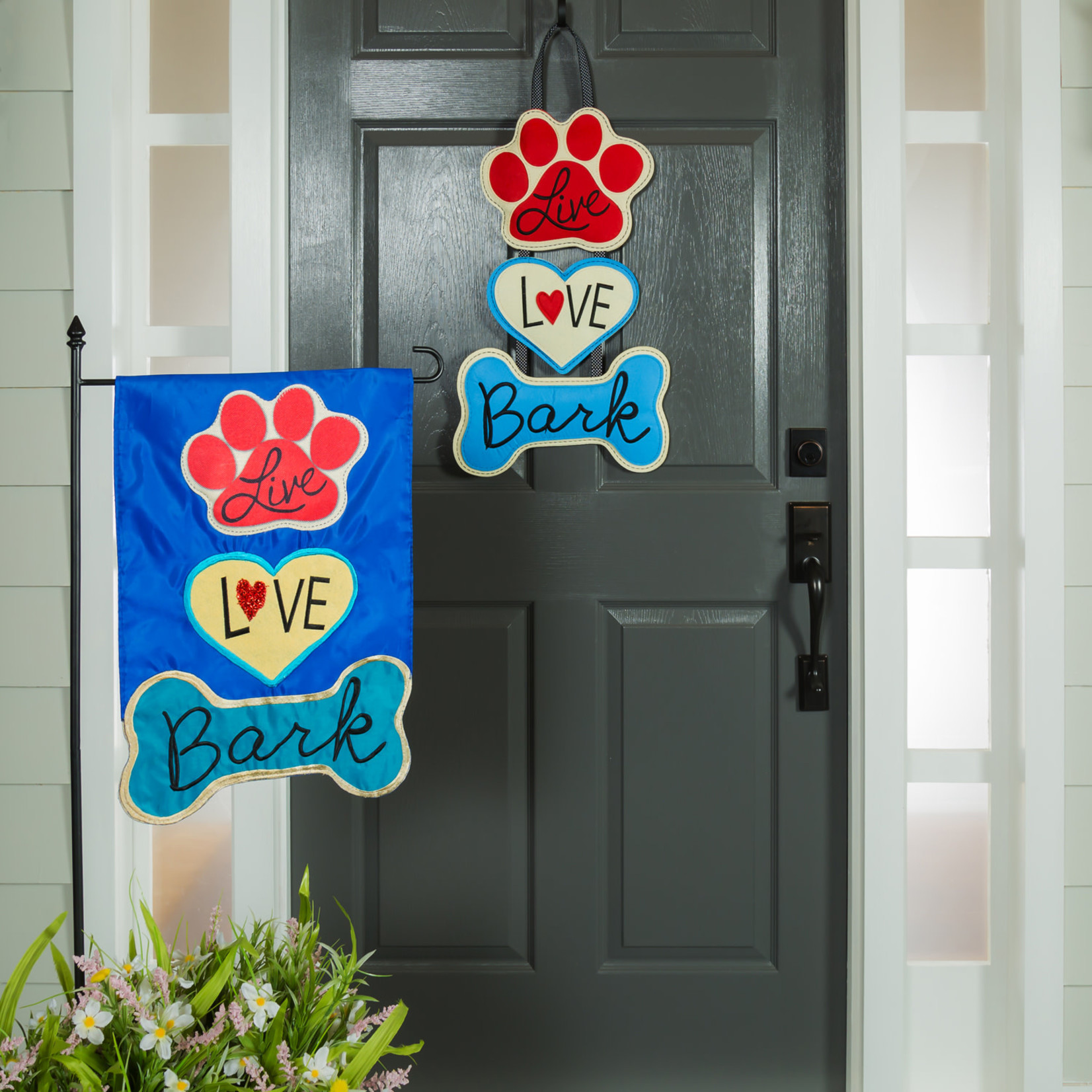 GRDN FLAG LIVE LOVE BARK