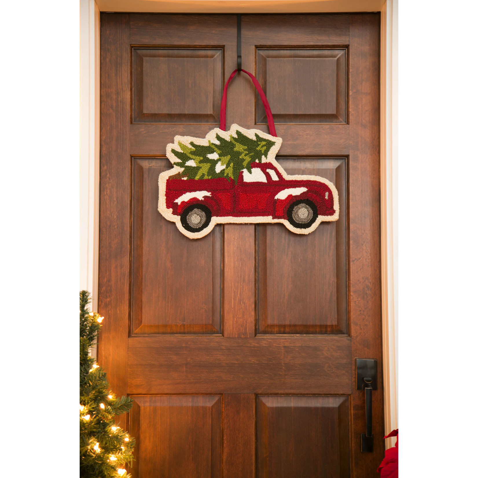 #DOOR DECOR HOOKED CHRISTMAS TREE TRUCK