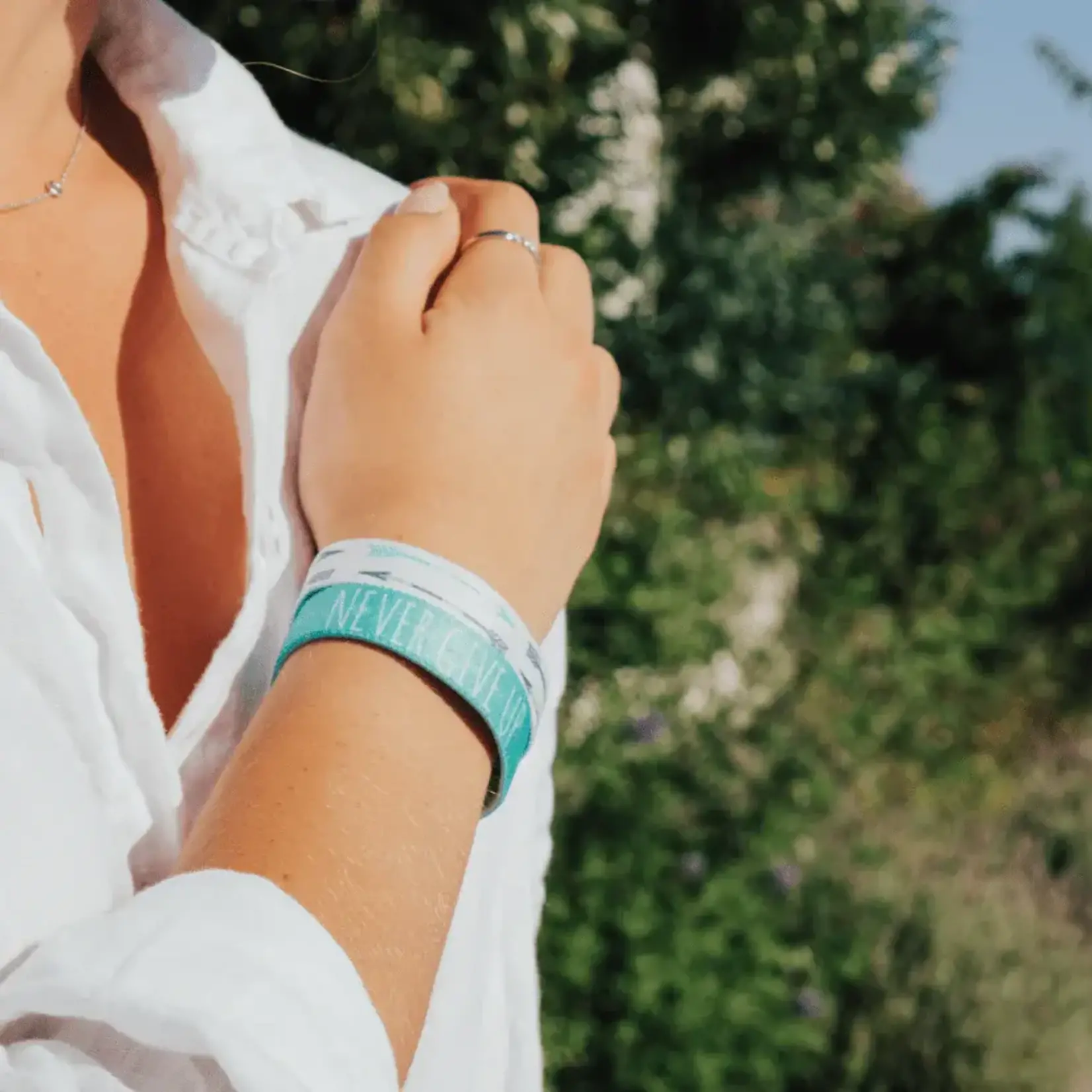 ZOX NEVER GIVE UP BRACELET