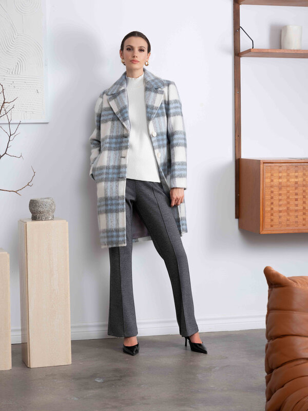 Alison Sheri Manteau Alison Sheri A46170