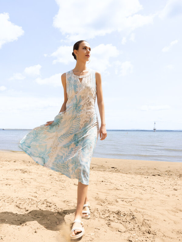 Alison Sheri Robe Alison Sheri A47282