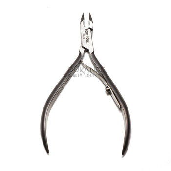 BODY TOOLZ BODY TOOLZ Cobalt Cuticle Nipper Single Spring - 1/2 Jaw - CS8035 - BT8035