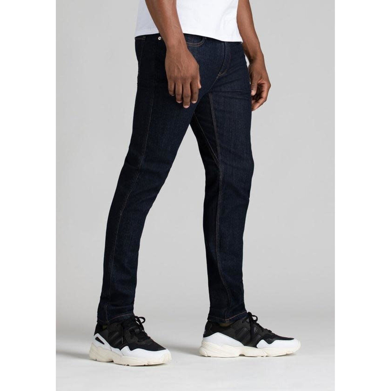 DUER MFLS3002 - Performance Denim Relaxed Taper - Heritage Rinse