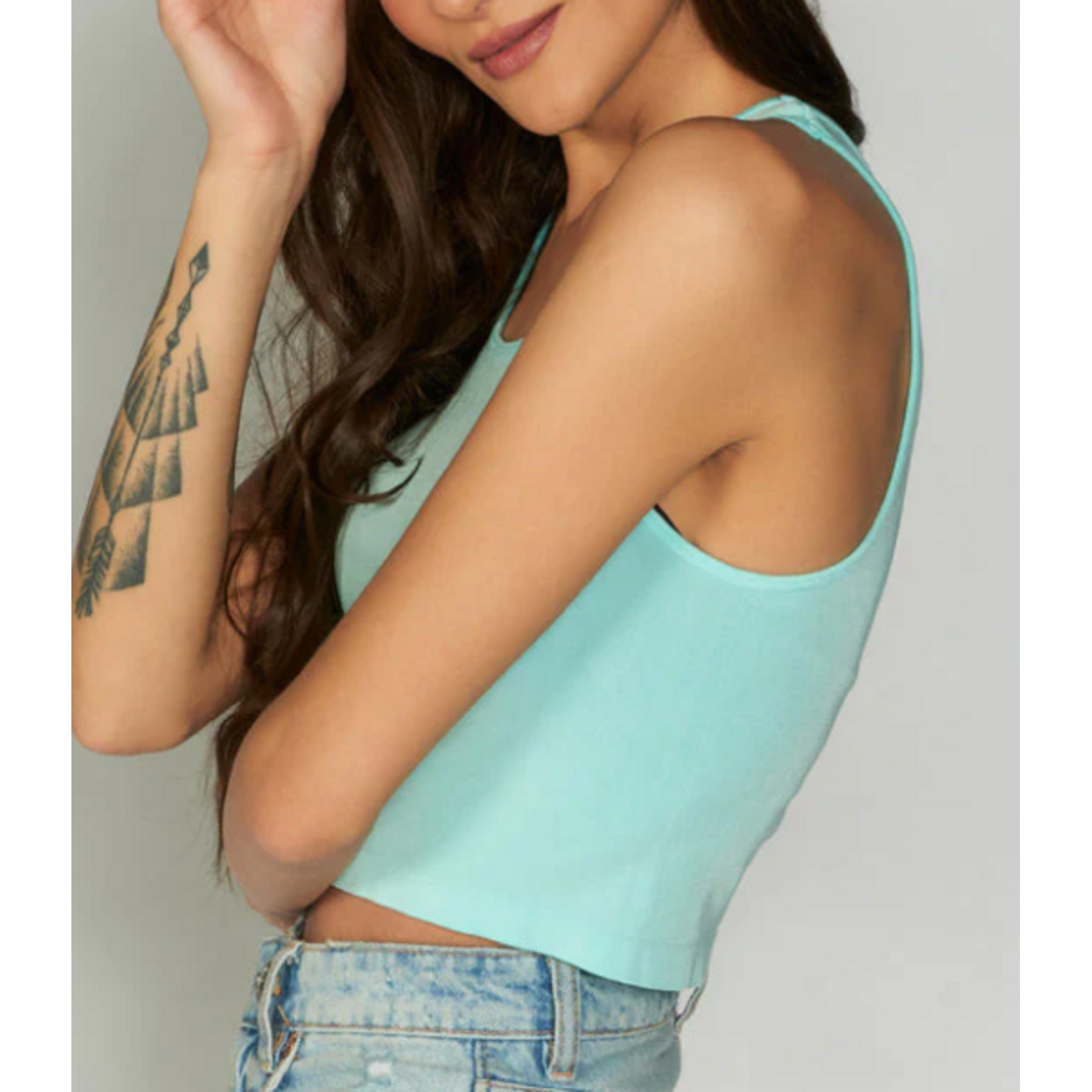 C'est Moi BAMBOO CROP TANK TOP