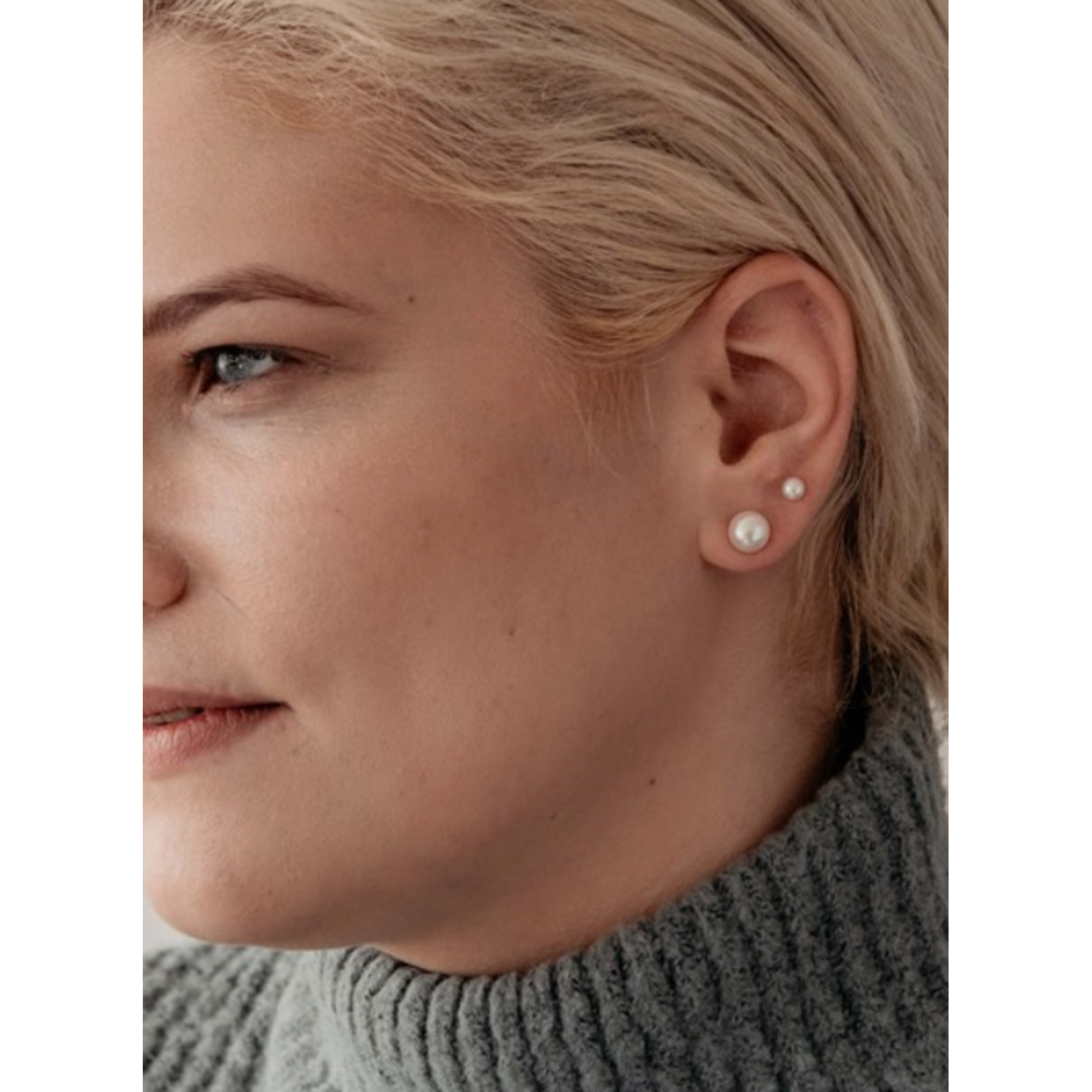 Glee BABY PEARL STUD EARRING