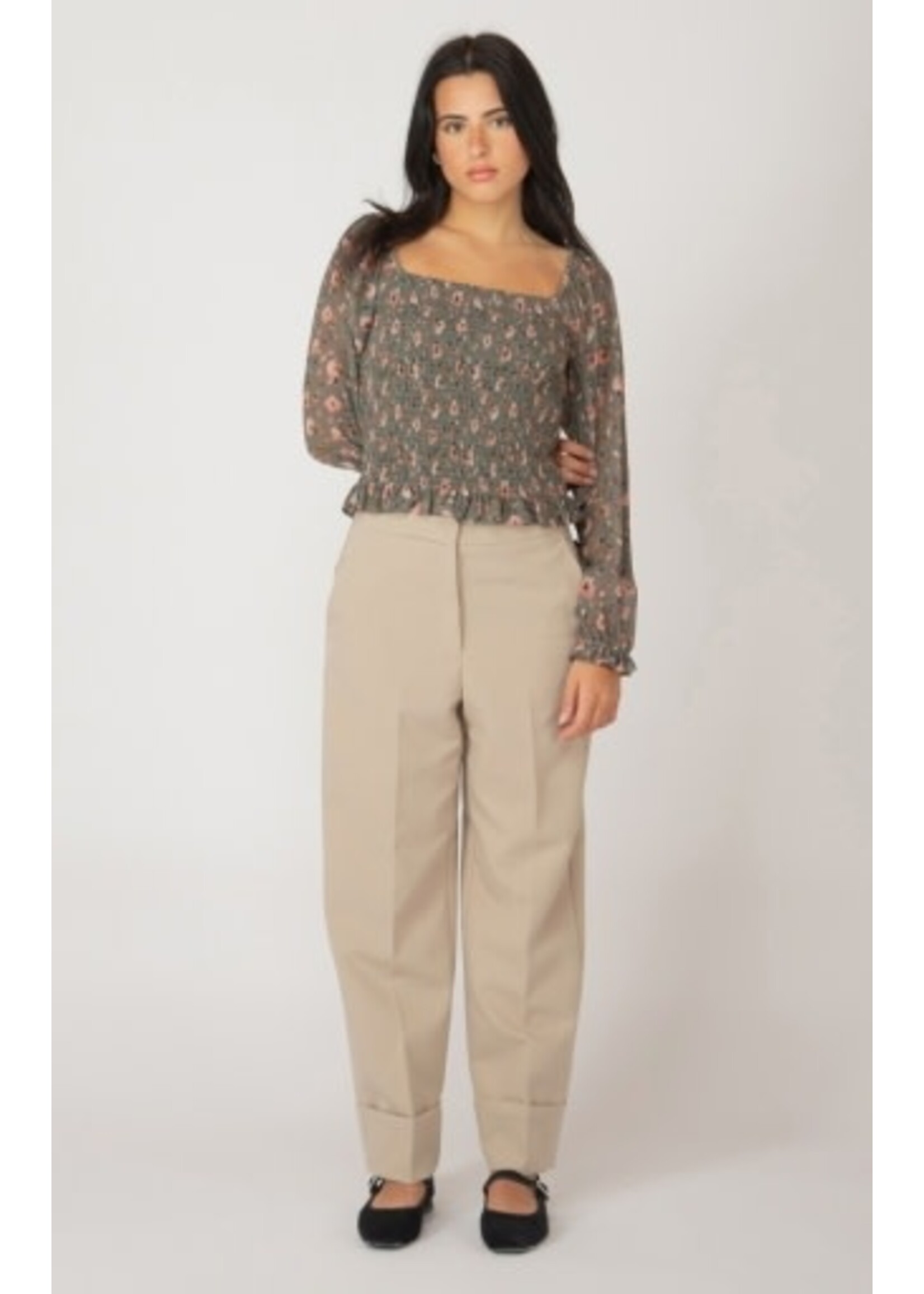 Dex Clothing SMOCKED FLORAL TOP