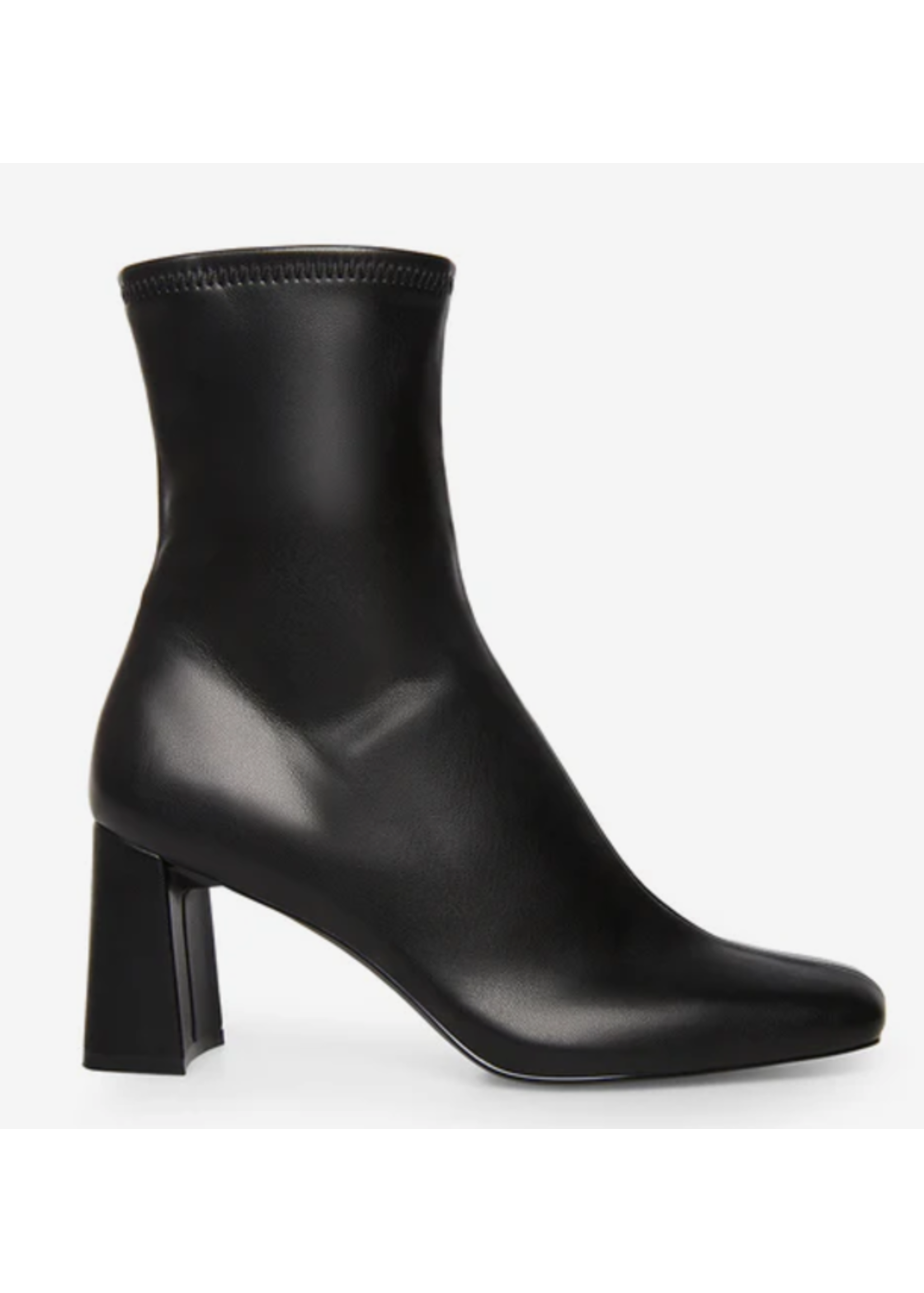 Steve Madden HUSH -HIGH HEELED BOOT