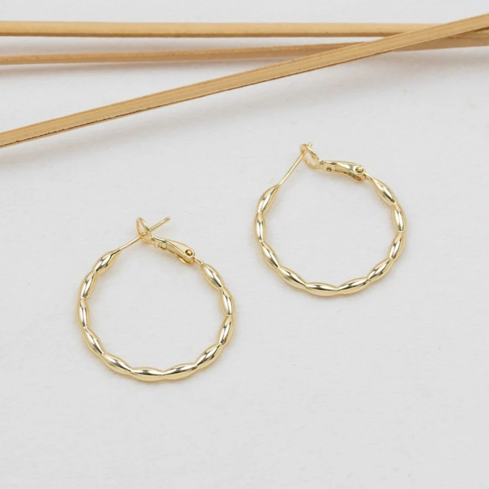 Glee Effortless Hoop Earrings - Hypoallergenic, Antitarnish