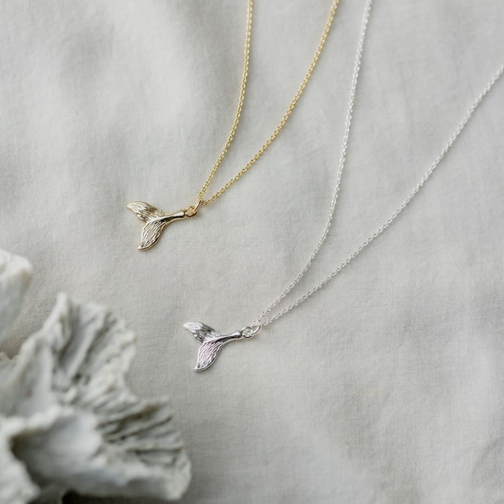 Glee TIDAL WHALE TAIL NECKLACE