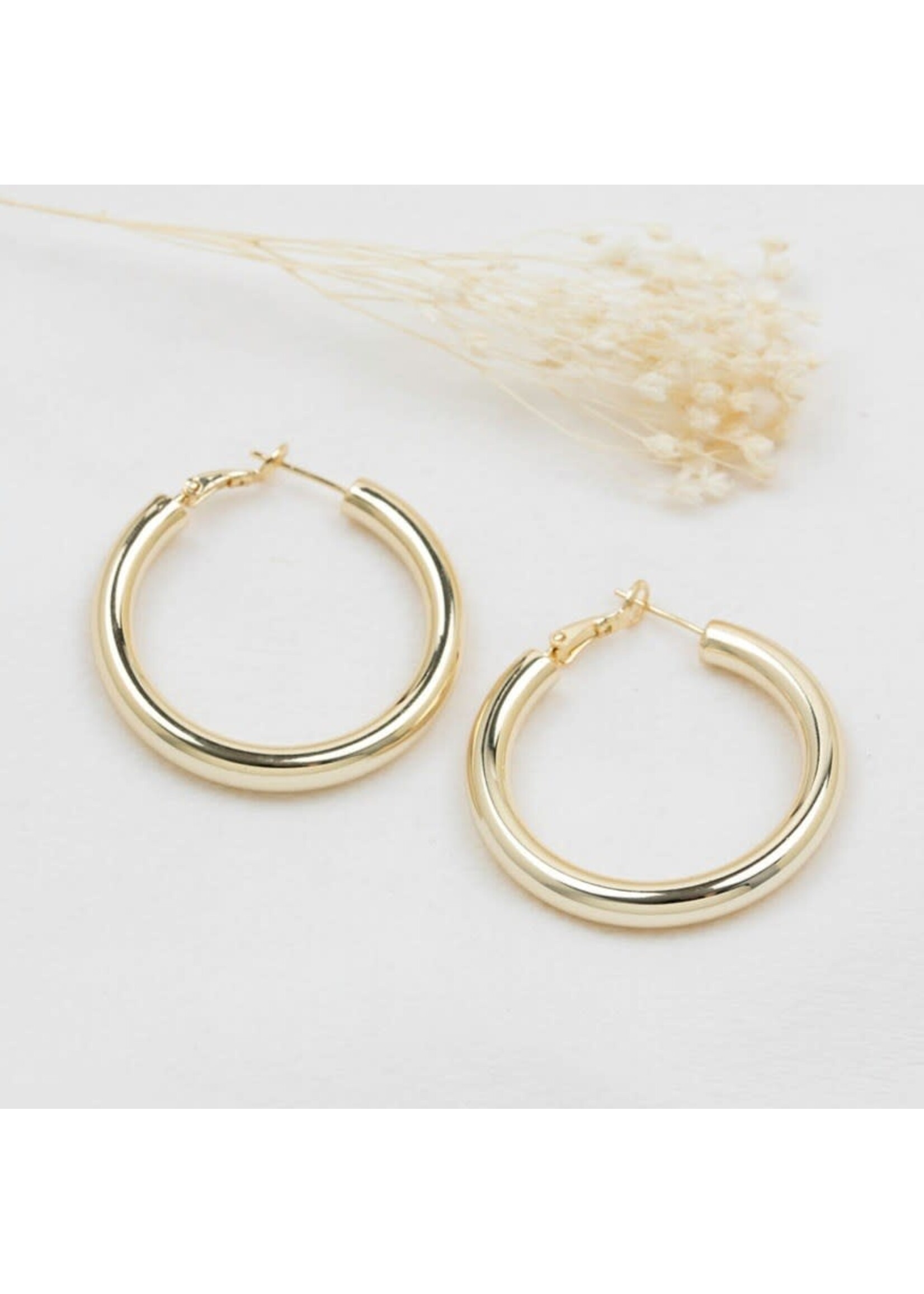 Glee ABUNDANT HOOP EARRING-hypoallergenic, anti-tarnish