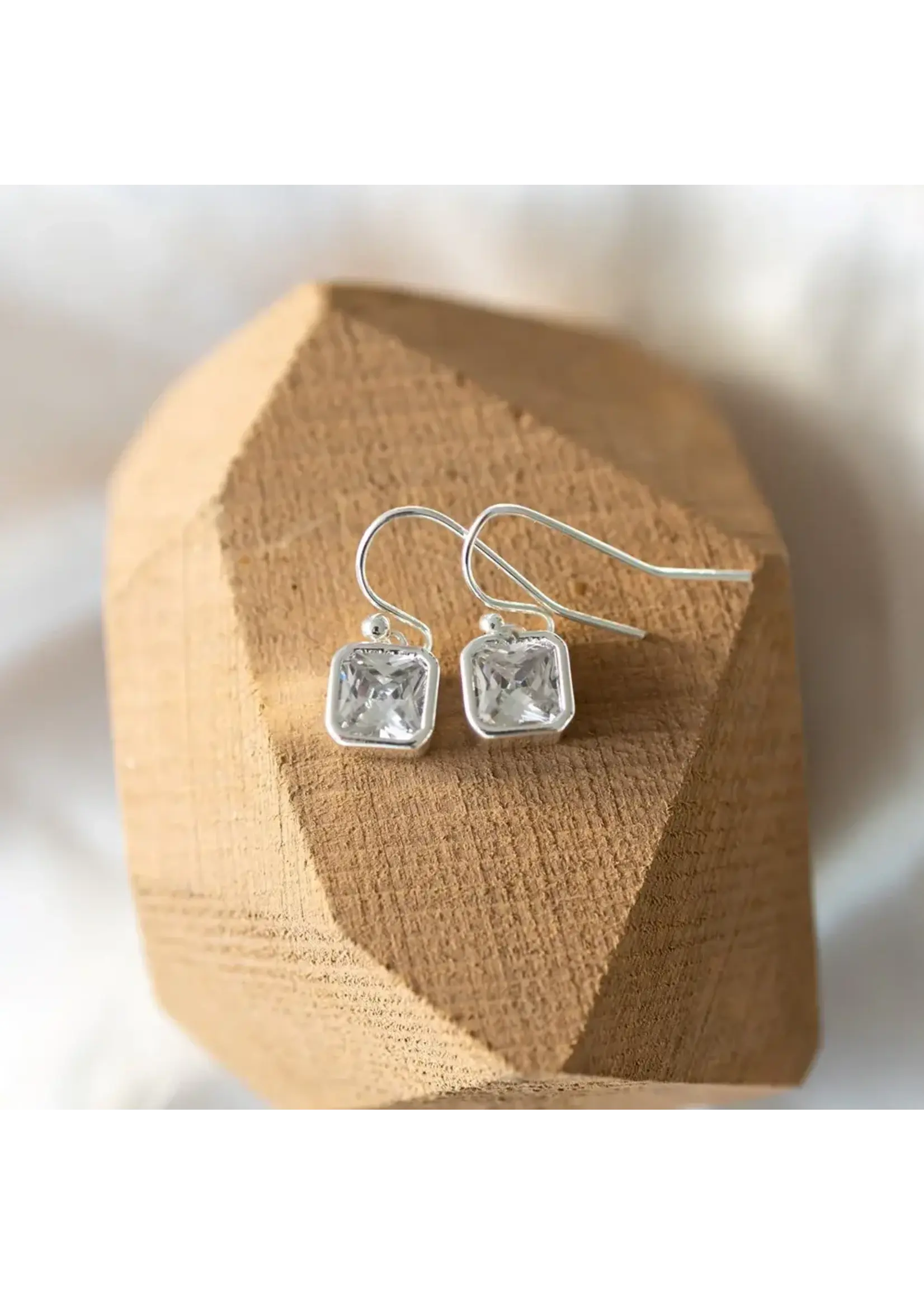 Glee Radiance Crystal Earrings - Hypoallergenic, Antitarnish