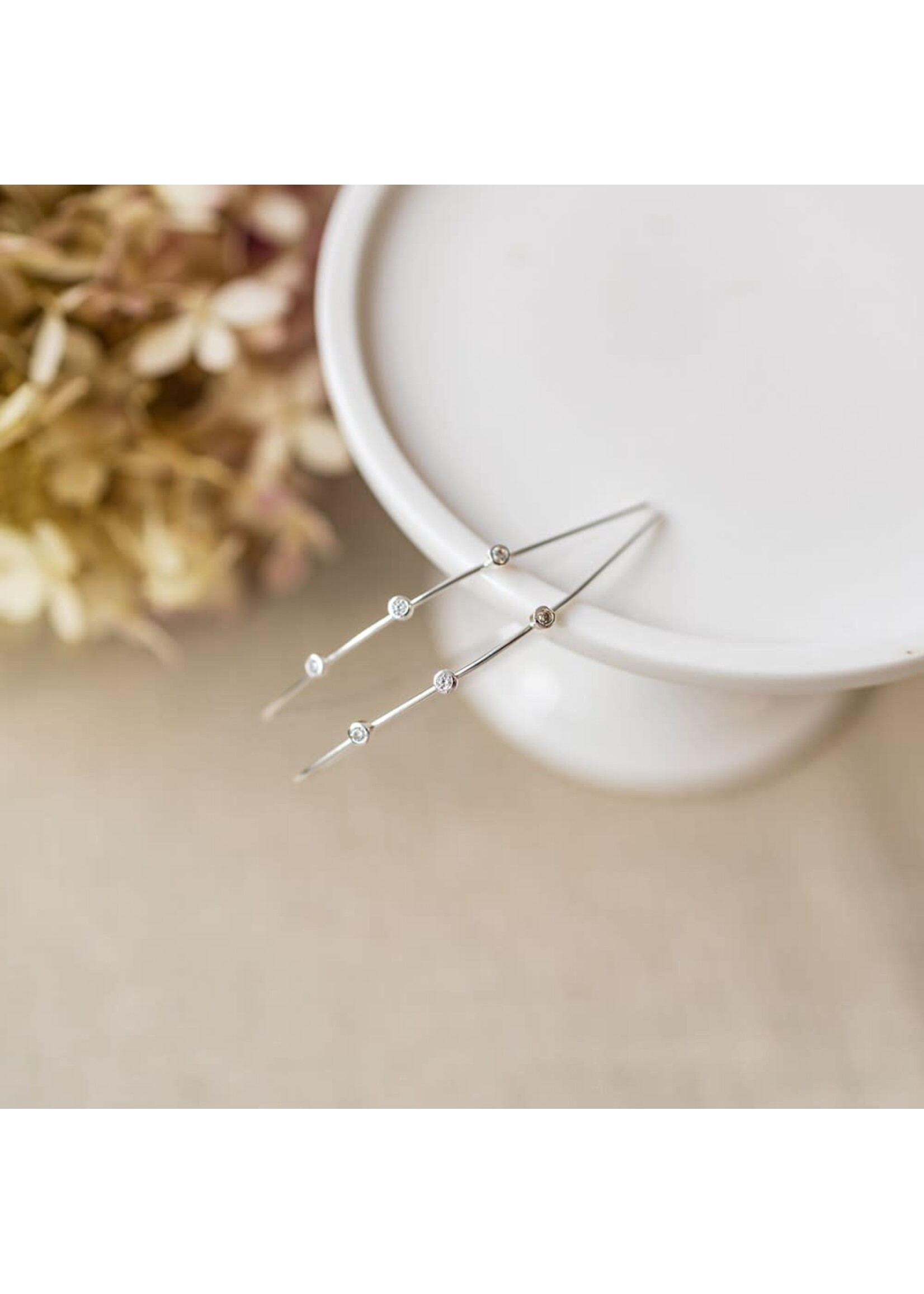 Glee SPARKLING ARC EARRING- hypoallergenic, anti-tarnish